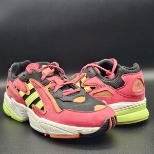 Adidas YUNG-96 Chasm Kids Sz 6.5 Women's Sz 8